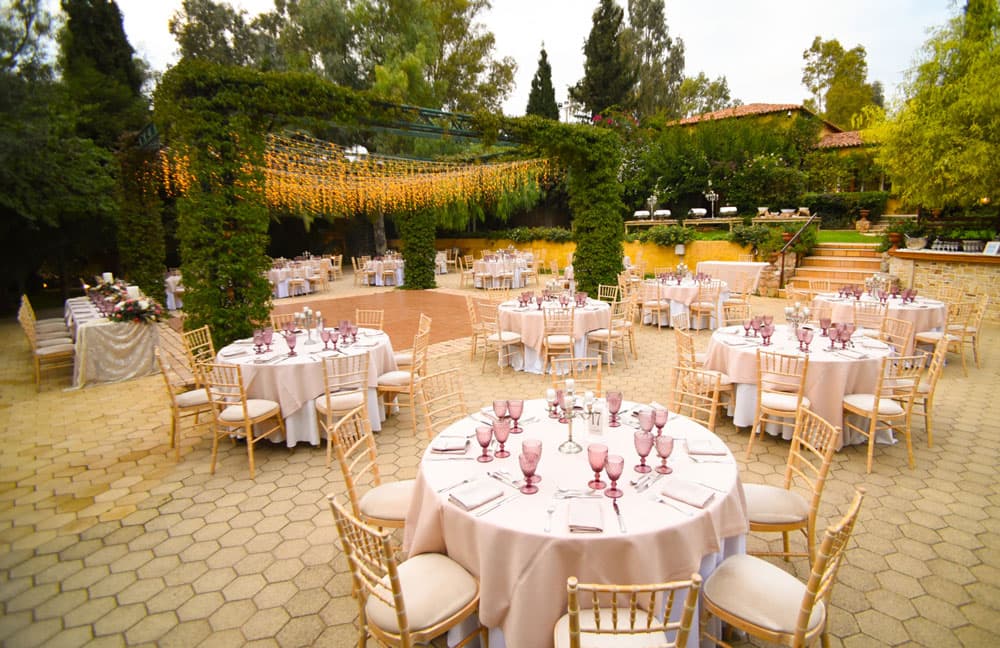 Wedding celebration at Ktima Ippostasio Meimaridi